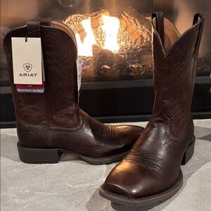 Ariat Sport Western Wide Sq. Toe Burnished Chocolate,Duratread,Genuine Leather